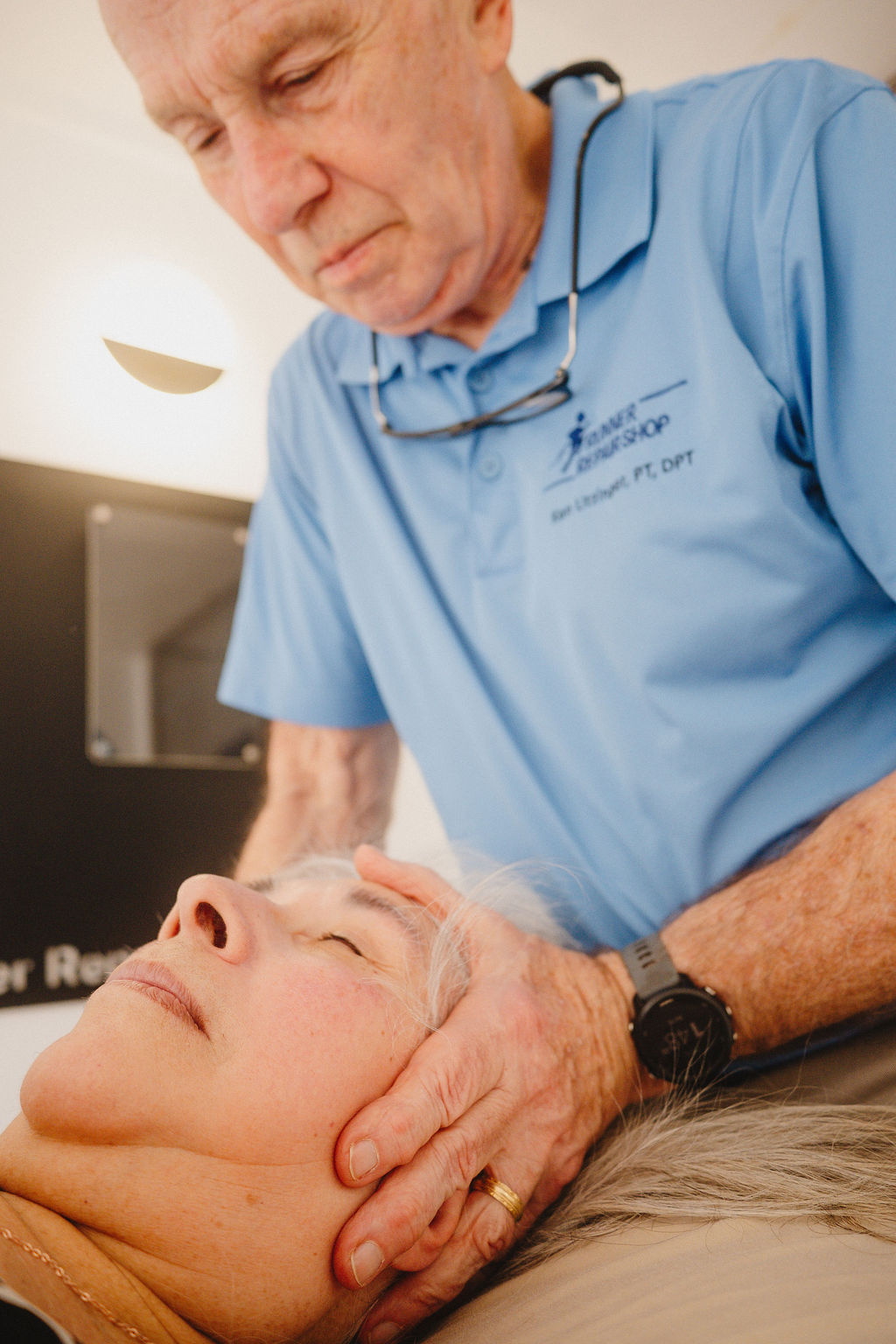 Ken Utzinger performing a hands-on runner evaluation